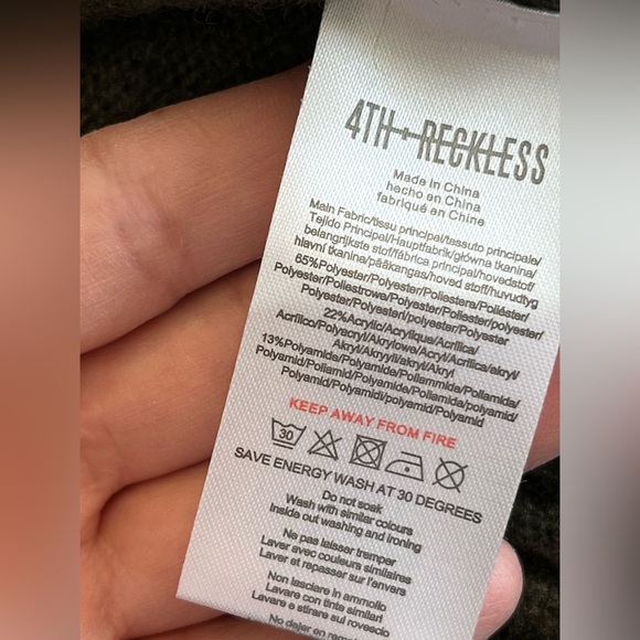 4th & Reckless Tanna
Roll Neck Jumper in Olive Green - Picture 9 of 14